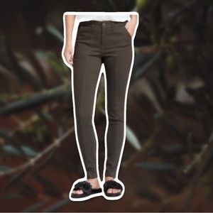 a new day  |  olive green jeggings